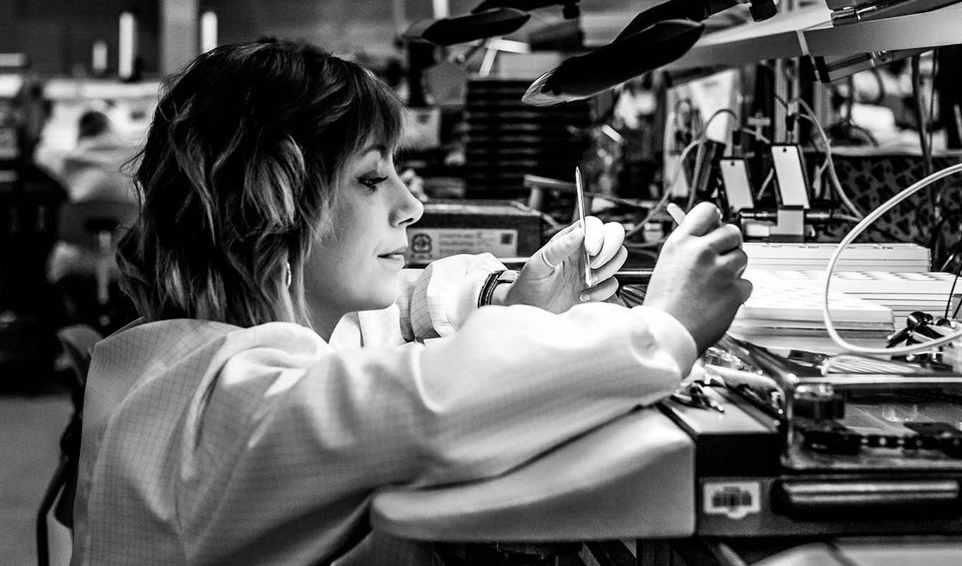 Made by breitling - Block 16 WATCHMAKING - media banner