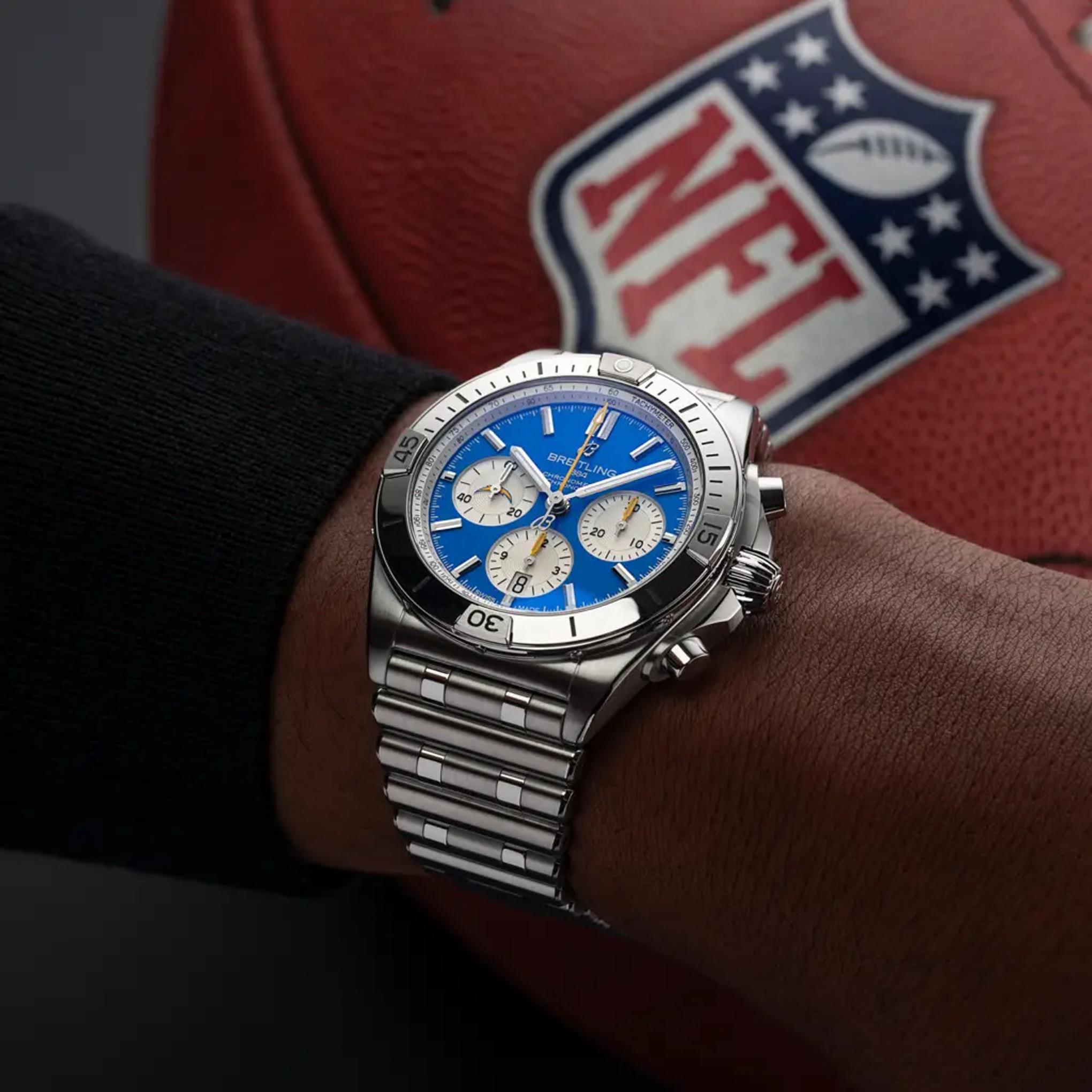 Chronomat B01 42 NFL Los Angeles Chargers Edition - AB01342B1C8A1 - image 5