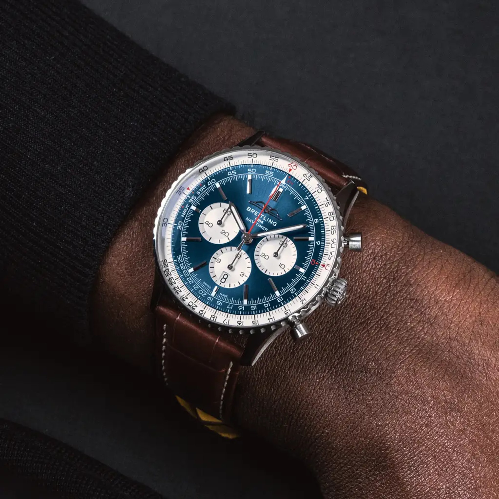 Navitimer B01 Chronograph 46 - AB0137211C1P1 - image 5